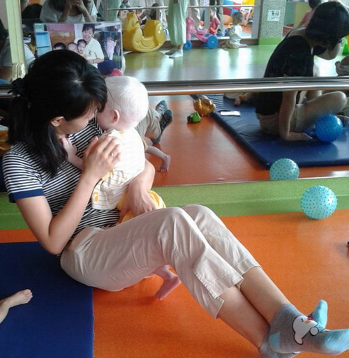 无限极2012年广州社会儿童福利院探访启动_直