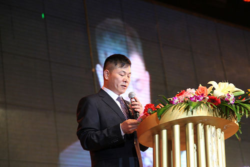 华莱豪车颁奖盛典举行开启华莱梦力争2015年拿牌