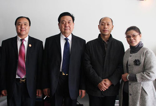 帅鑫董事长_侨鑫集团董事长背景(3)