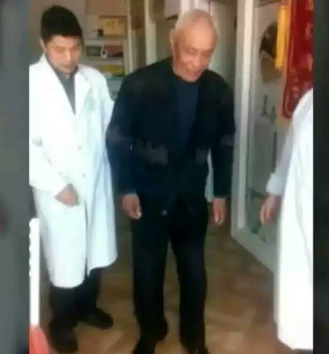 魔力鞋走进中医经络研究医院