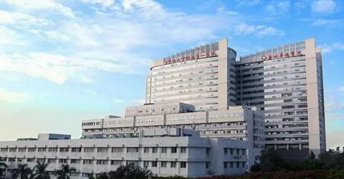 暨南大学第一附属医院签约康美智慧药房