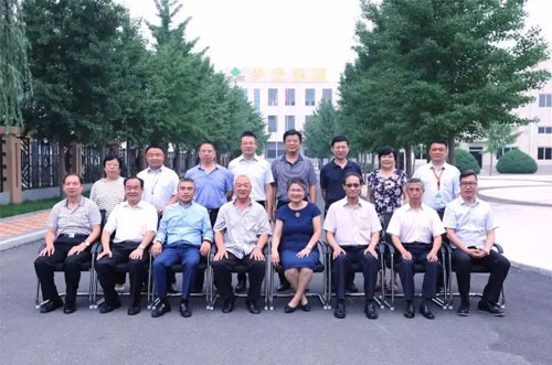 中国航天基金会理事长张建启一行参观罗麦