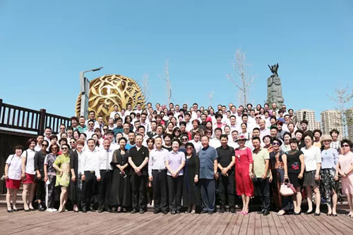权健辽宁举办开创市场运作模式新局面研讨会