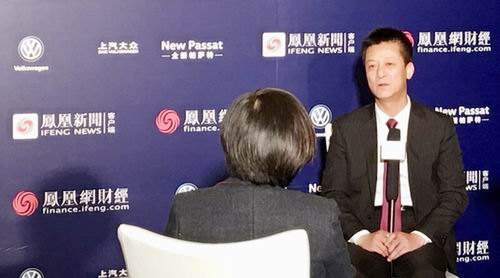 束昱辉出席2017凤凰网财经峰会并接受专访