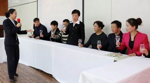 权健辽宁分公司“爱的家宴”会员活动温情落幕