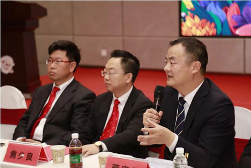 理想集团董事长_理想照耀中国(3)