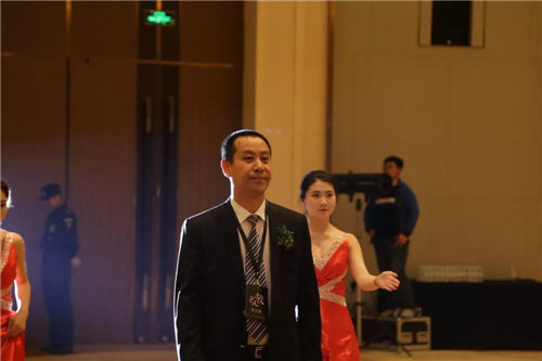 能发伟业董事长(3)