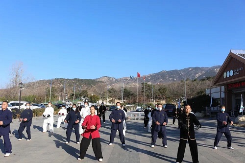 卫康生物|蒙山康谷首届温泉康养节隆重启幕